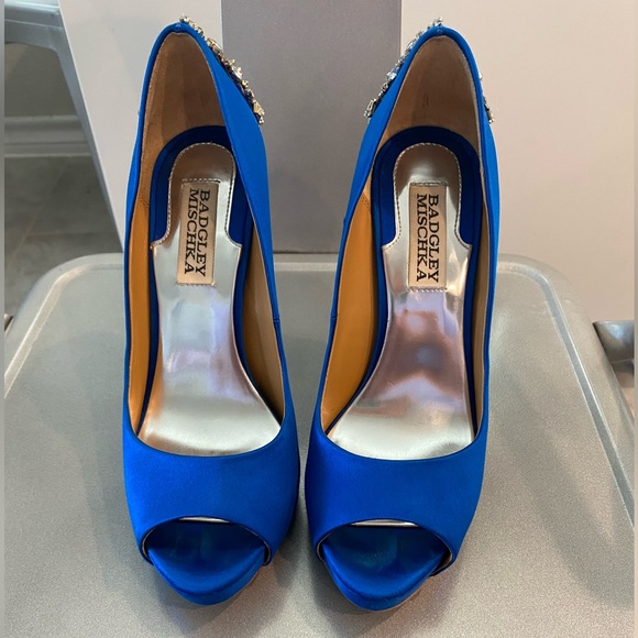 Badgley Mischka - Picture 1 of 2